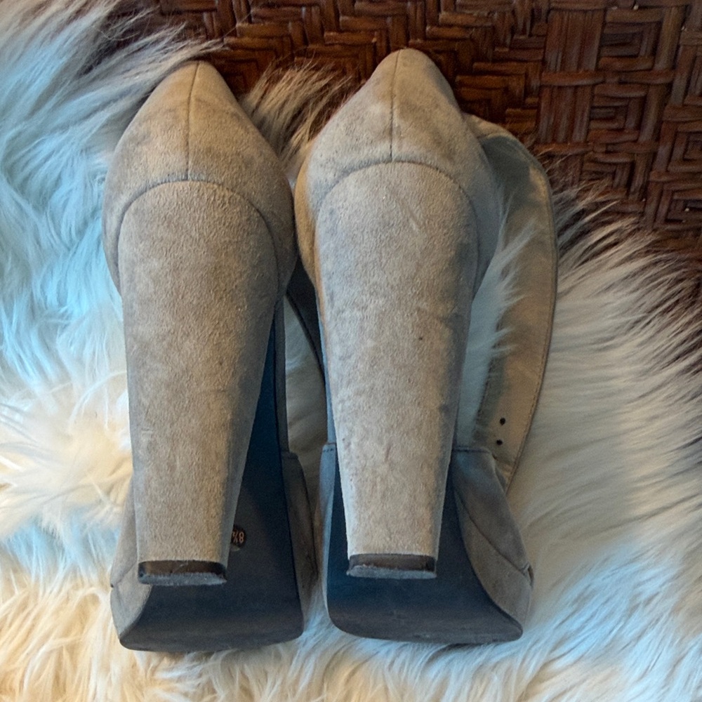 Michael Kors Gray Suede Crisscross Peep-Toe Ankle Strap Heels - Picture 4 of 5